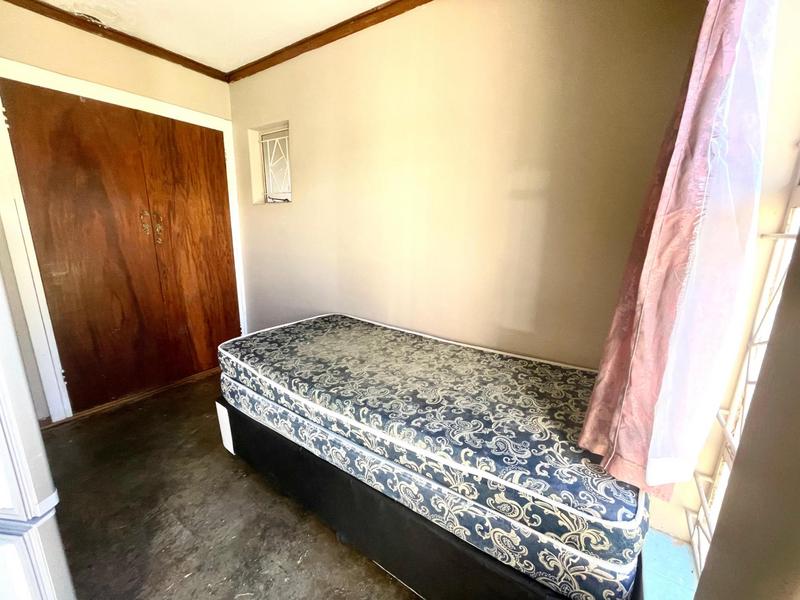 To Let 10 Bedroom Property for Rent in Bult West North West